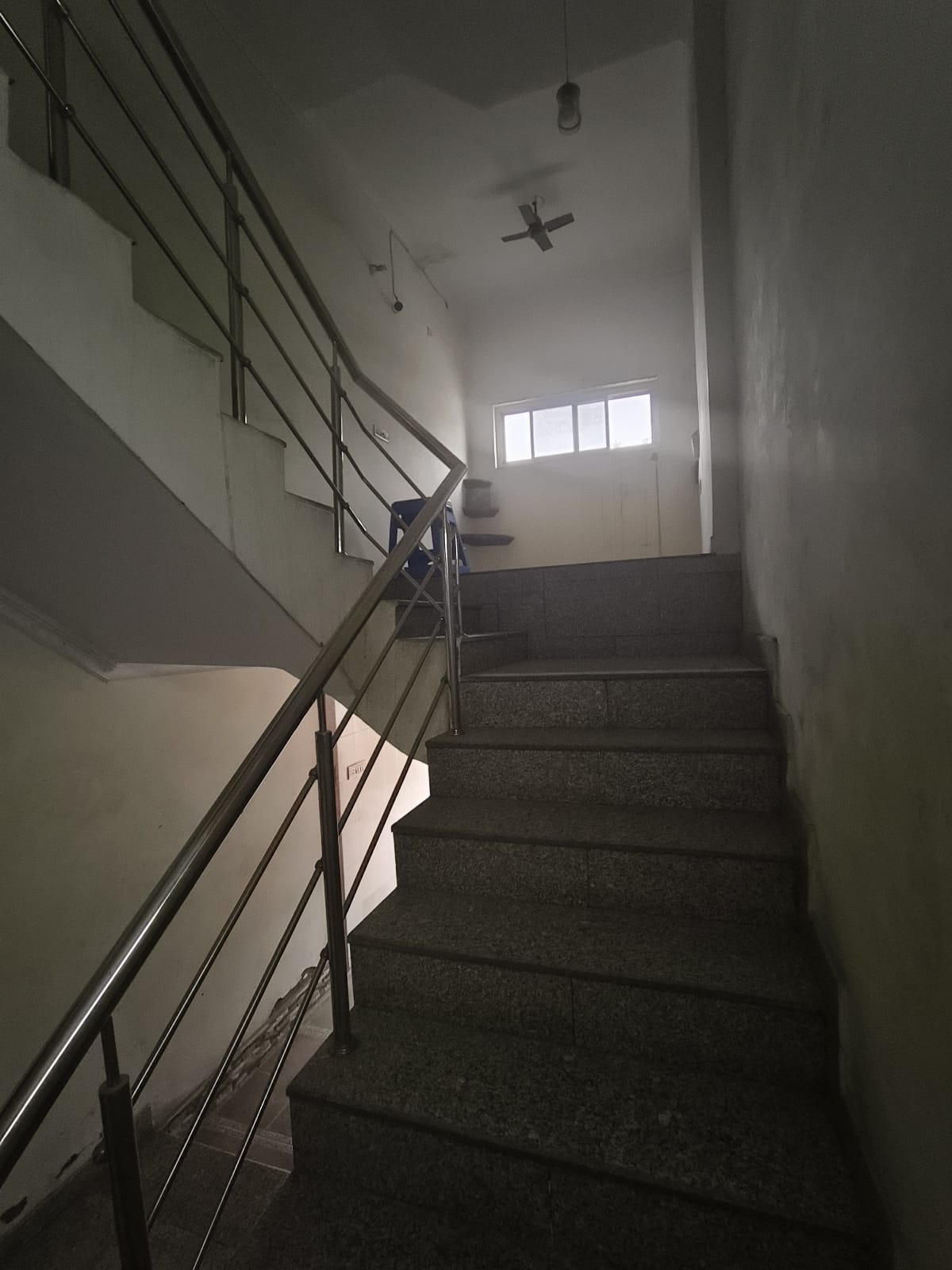 2 bhk flat for rent in ghaziabad